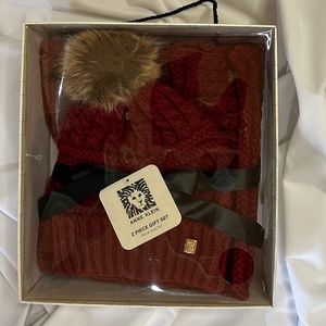 Anne Klein Hat & Scarf set